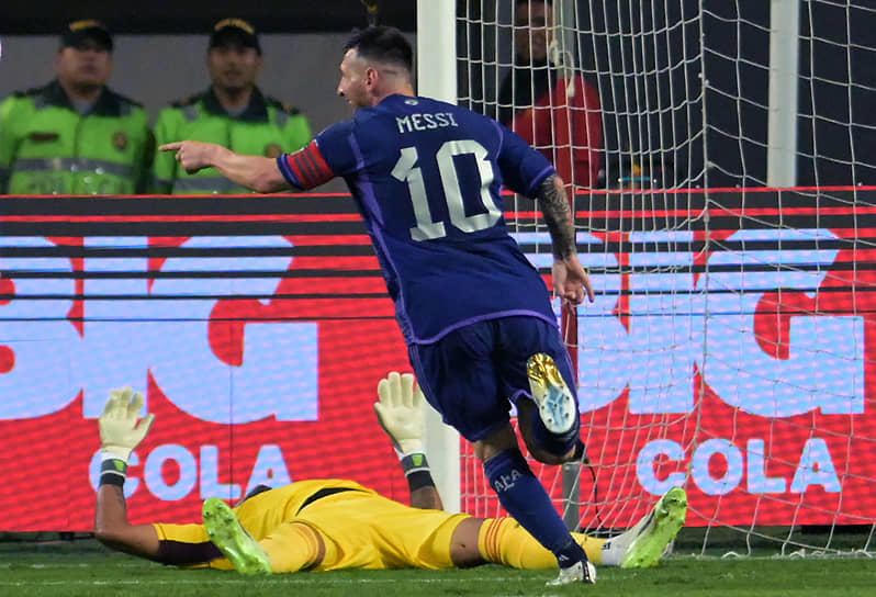 Разобравшись с обороной сборной Перу, Лионель Месси разменял четвертый десяток голов, забитых в отборочных турнирах чемпионатов мира