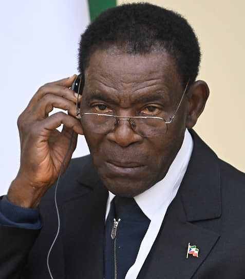 Президент Экваториальной Гвинеи «подобен Всевышнему на небесах»