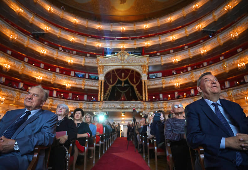 Десять лет под руководством Владимира Урина (справа) для Большого театра оказались насыщенным периодом