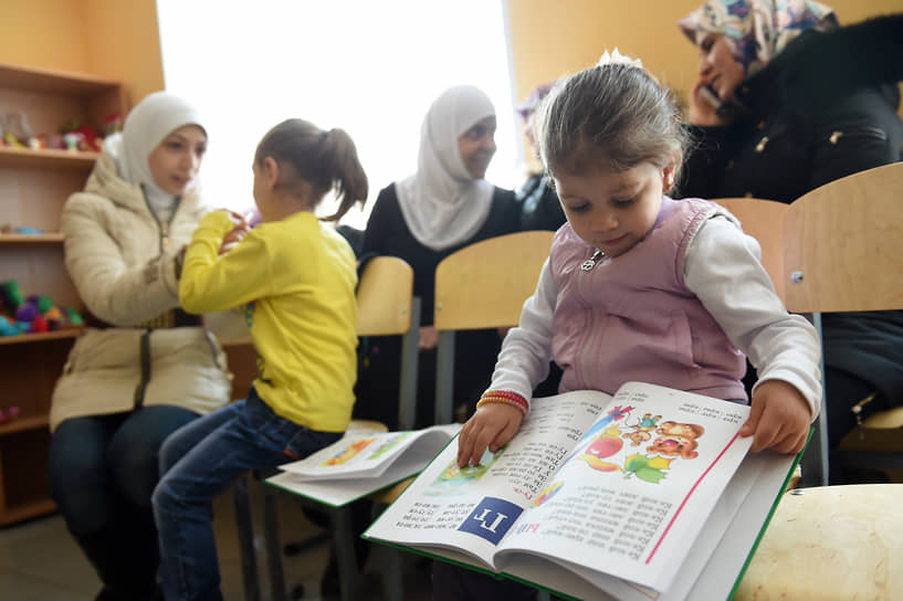Учить в школе не только русский, но и арабский зачастую хотят не только беженцы из арабских стран или российские этнические мусульмане