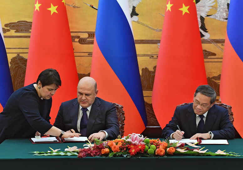 Премьеры РФ и КНР Михаил Мишустин и Ли Цян в ускоренном порядке восстанавливают совместную работу правительств ради взаимных экономических интересов