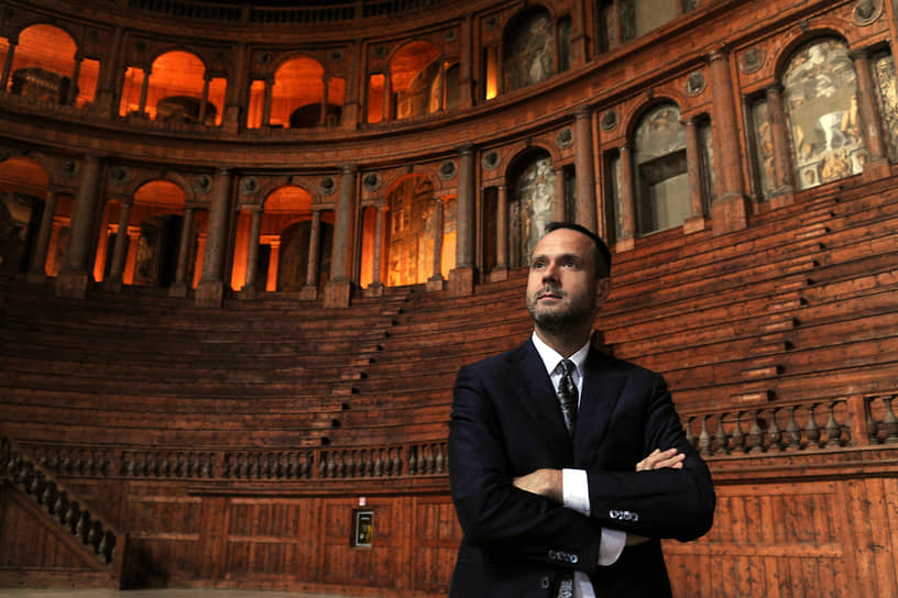 После директора-немца галерею Уффици снова возглавил итальянец — 48-летний римлянин Симоне Верде