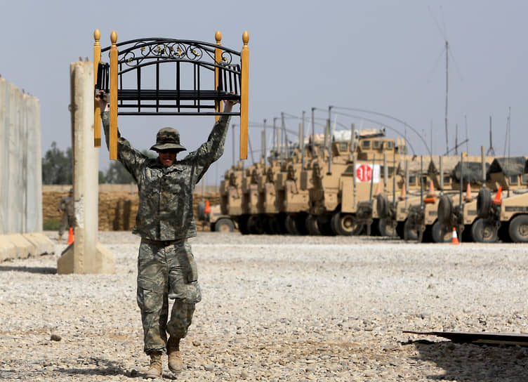 Американские военные, похоже, вскоре останутся в Ираке в одиночестве: их союзники по международной коалиции будут вынуждены покинуть территорию республики