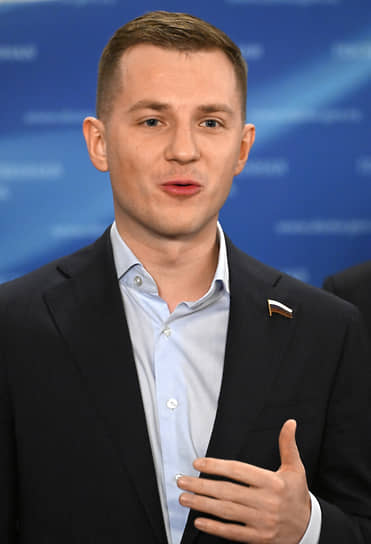 Председатель комитета Госдумы по молодежной политике Артем Метелев