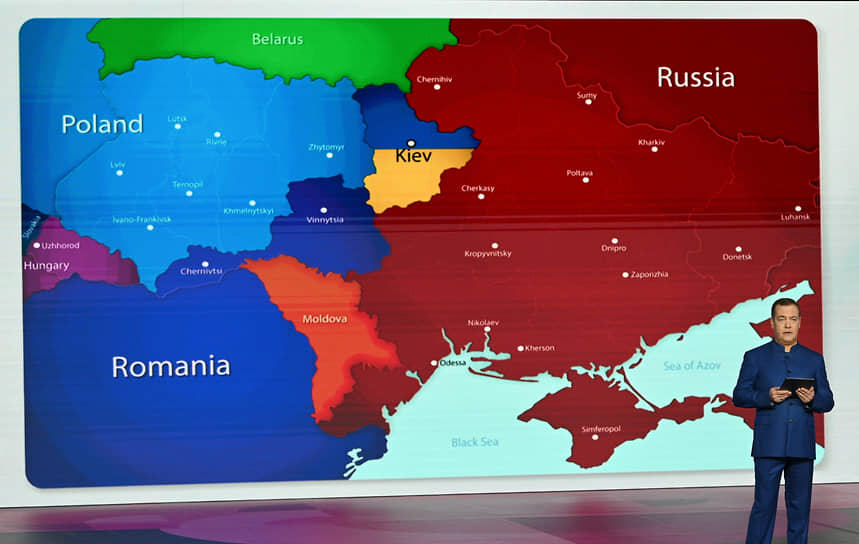 Дмитрий Медведев раскрывал перед делегатами Всемирного фестиваля молодежи разнообразные карты