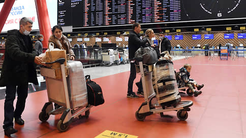 Долгие проводы пресекут на входе // Аэропорты просят власти не запрещать проход в терминалы без билета
