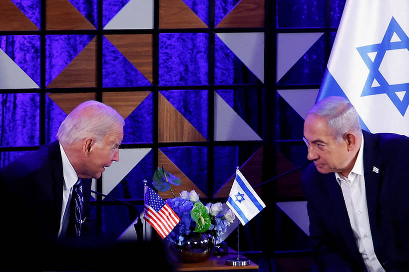 Президент США Джо Байден (слева) и премьер-министр Израиля Биньямин Нетаньяху на переговорах в Тель-Авиве (октябрь 2023 года)