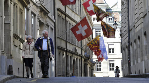 Швейцарии предложено разобраться в себе // Крупнейшая политическая сила страны требует вернуть нейтралитет