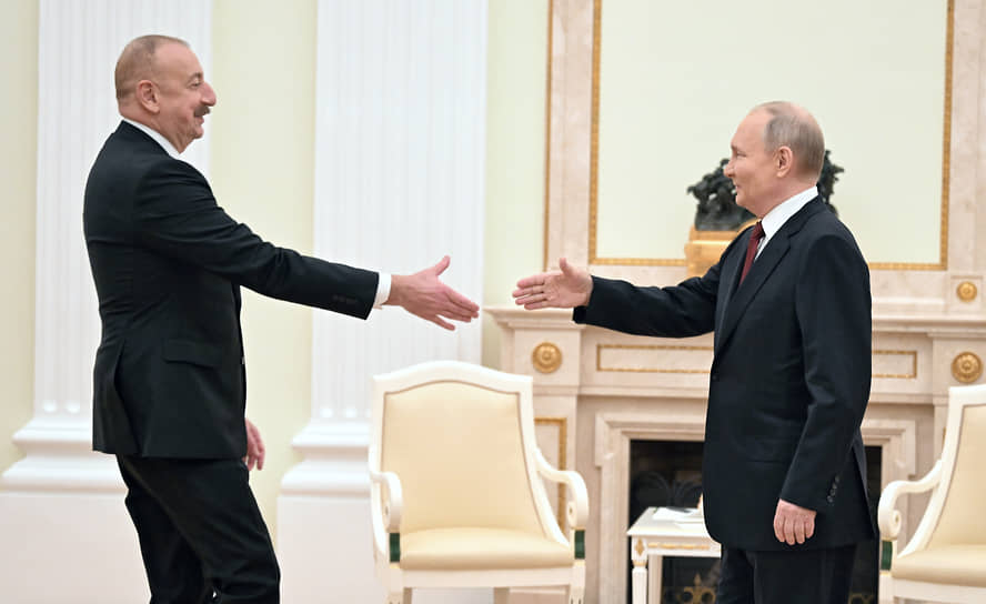 Владимир Путин и Ильхам Алиев встретились как новые президенты