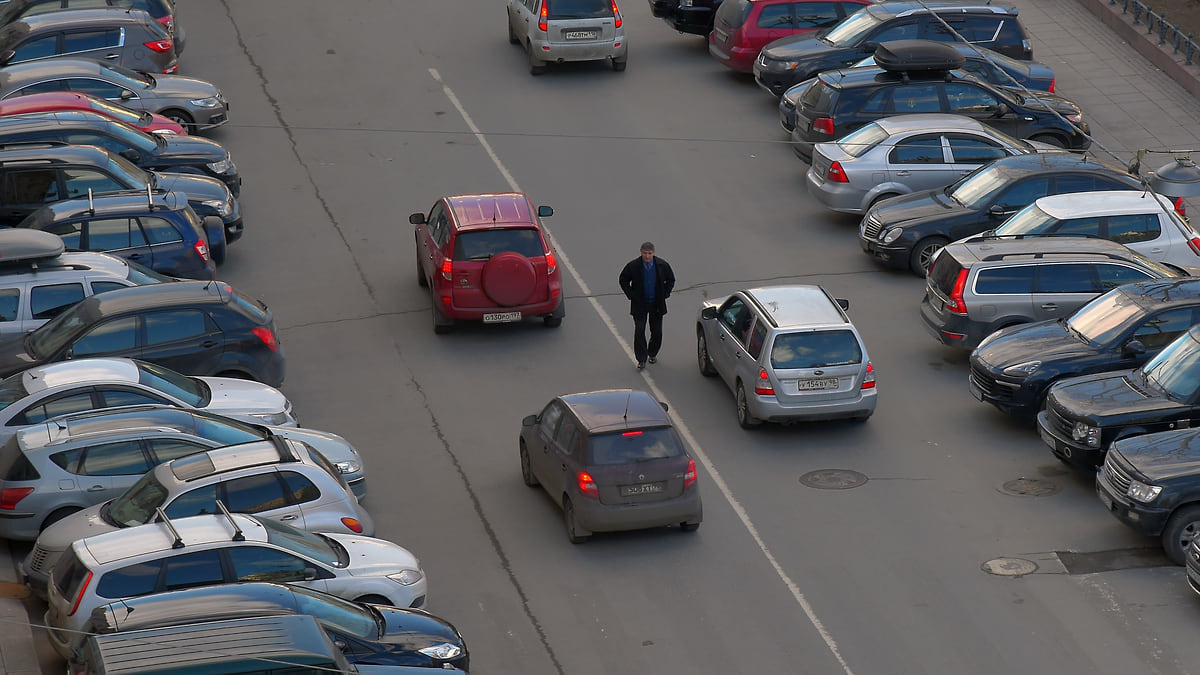 Генпрокурора предложила обязать делать внутридомовые парковки федеральными нормативами