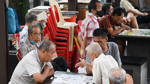Пожилых призывают к ответственности // Старение населения в странах Азии потребует реформ, ресурсов и пропаганды