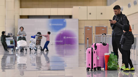 Детей берут под крыло // Авиапассажирам до 12 лет просят скидки и при полетах без взрослых