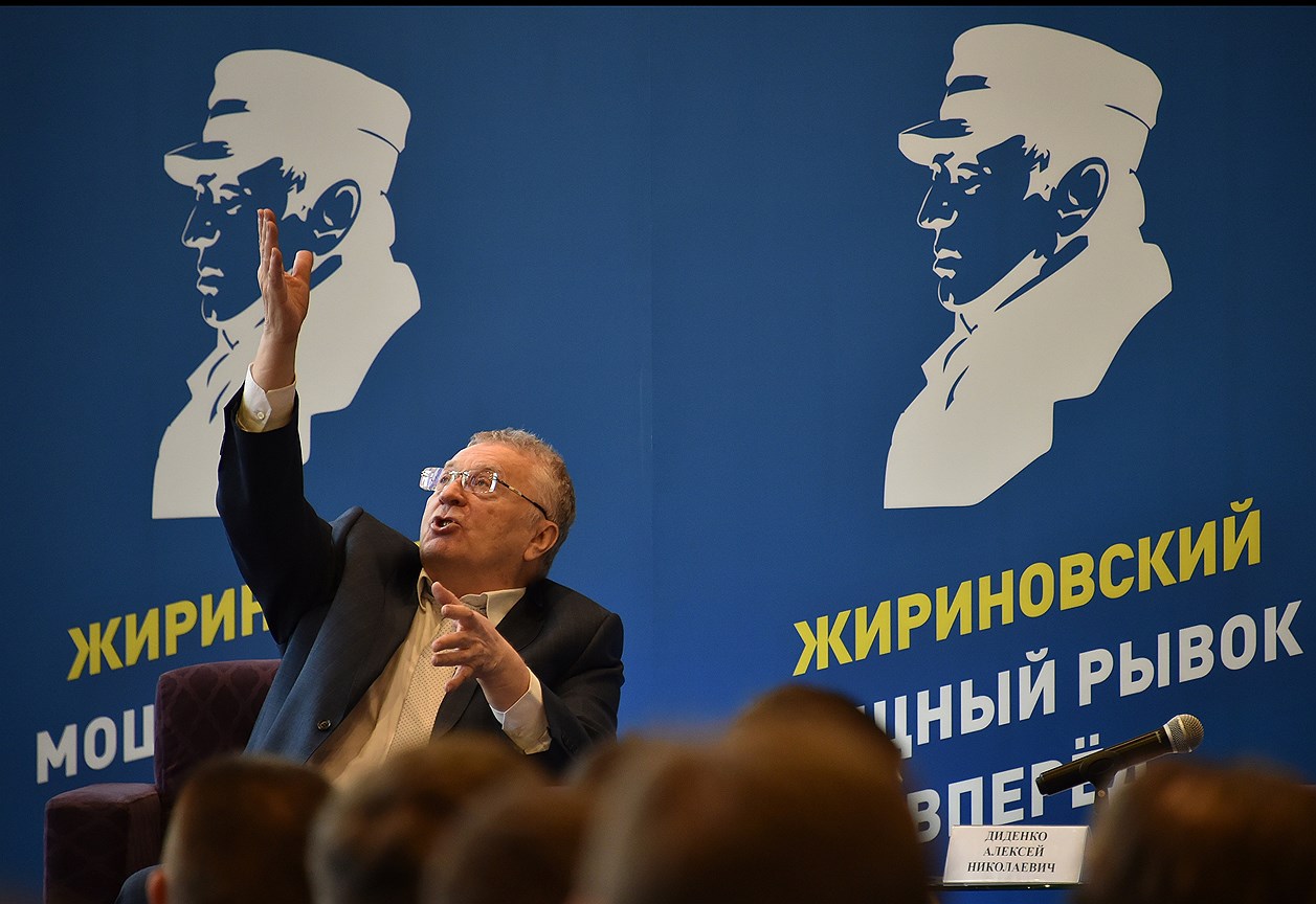 Даже ветеран борьбы за президентский пост Владимир Жириновский может рассчитывать лишь на помощь сверху