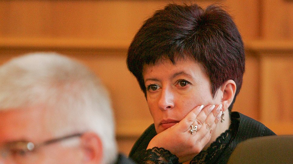 Омбудсмен Валерия Лутковская думает, что процедуру, по которой был помилован Юрий Луценко, нельзя сейчас применить к Юлии Тимошенко