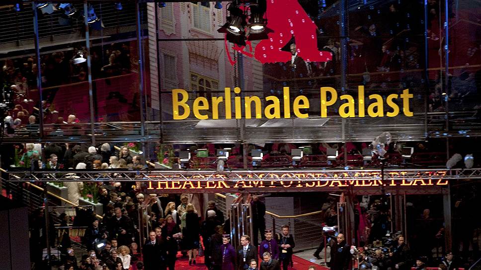 Гости прибывают на показ фильма &quot;Отель &quot;Гранд Будапешт&quot;&quot; во время 64-го Международного кинофестиваля в Берлине