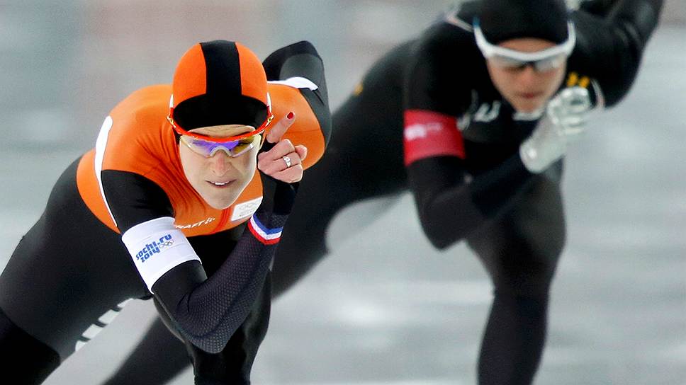Скоростной бег на коньках. Женский забег на 1000 метров. Ирен Вюст (Нидерланды), серебро