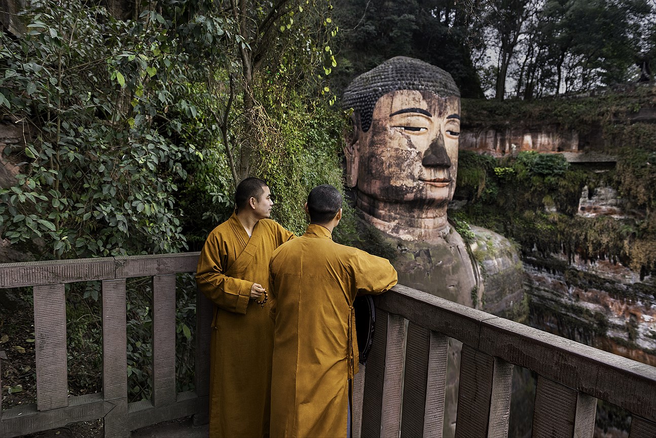 Гигантская статуя Будды в Лэшане, Китай