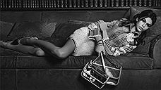 Карл Лагерфельд сфотографировал Кайю Гербер для рекламной кампании Chanel