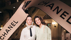 Chanel открыли инсталляцию в ГУМе в честь нового бутика