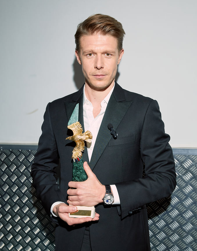 Победитель в номинации «Лучший актер онлайн сериала», актер Никита Ефремов в часах Chopard