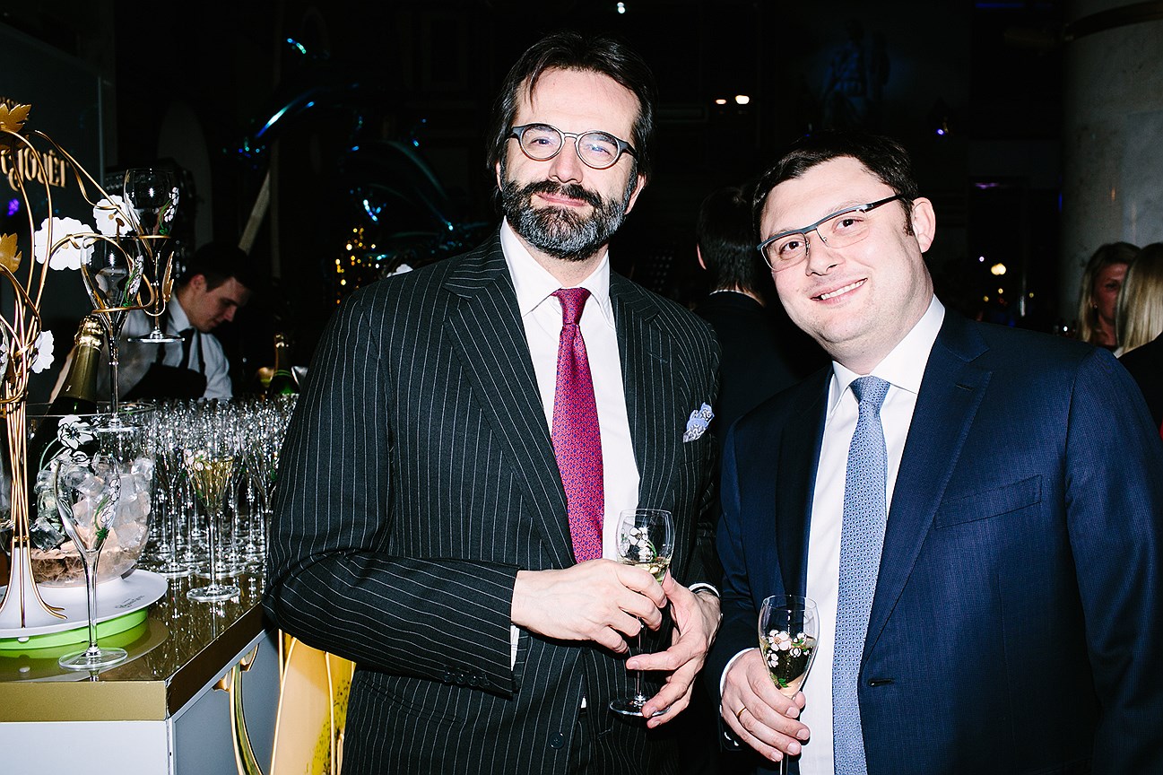 Исполнительный директор Московского музея современного искусства (ММСИ) Василий Церетели (справа)