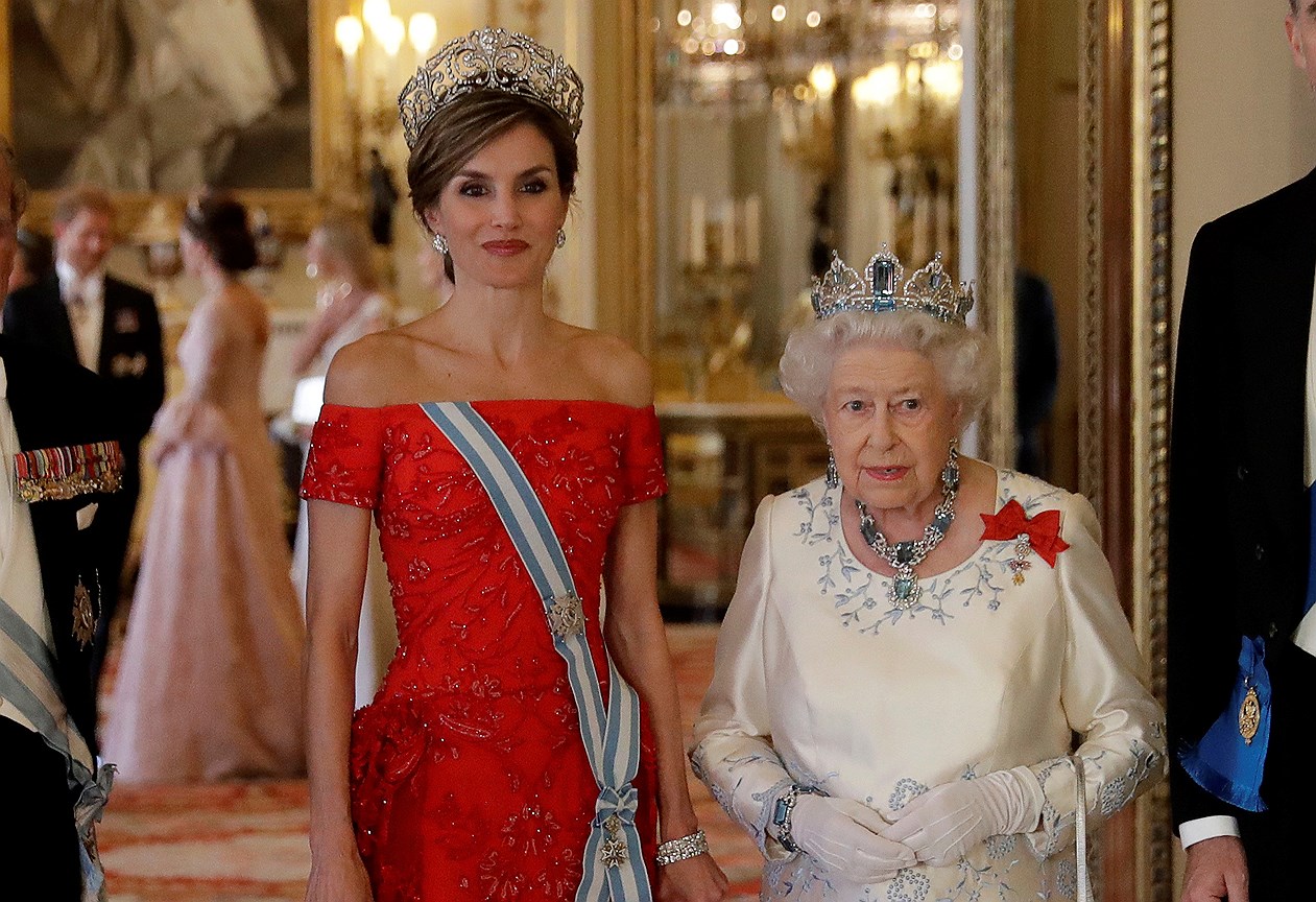 Королева Испании Летиция и Королева Великобритании Елизавета II