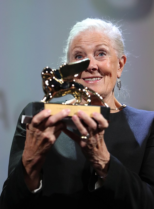 81-летняя британская актриса Ванесса Редгрейв стала обладательницей почетного Золотого льва за вклад в развитие кинематографа