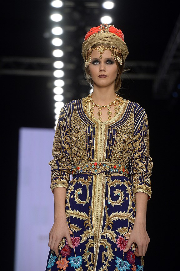 Восточный модный показ: коллекция Hany Elbehairy