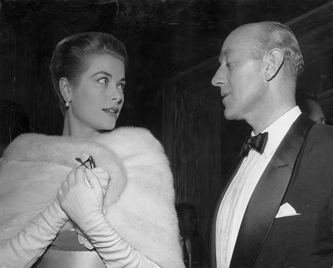 Актеры Грейс Келли и Алек Гиннесс, Голливуд, 1955 год