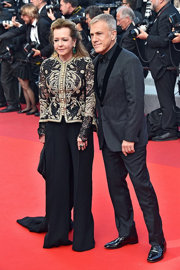Вице-президент и главный дизайнер компании Chopard Каролина Шойфеле  и актер Кристоф Вальц на церемонии закрытия Каннского кинофестиваля 