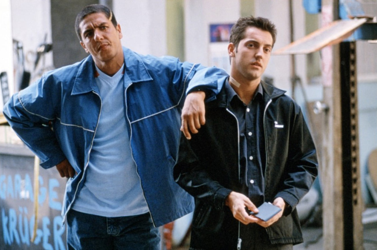Кадр из фильма «Такси», 1998