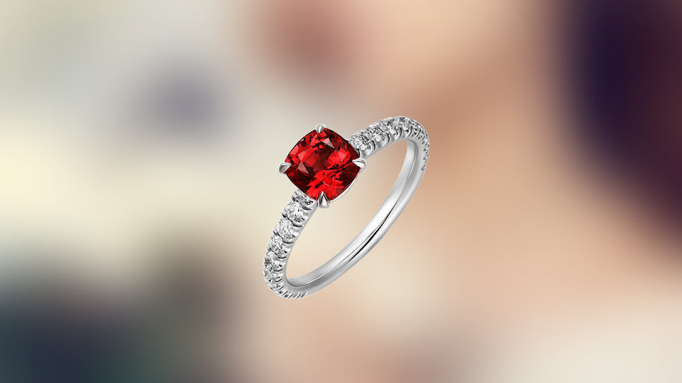Cartier, кольцо, белое золото, рубин огранки «подушка», бриллианты