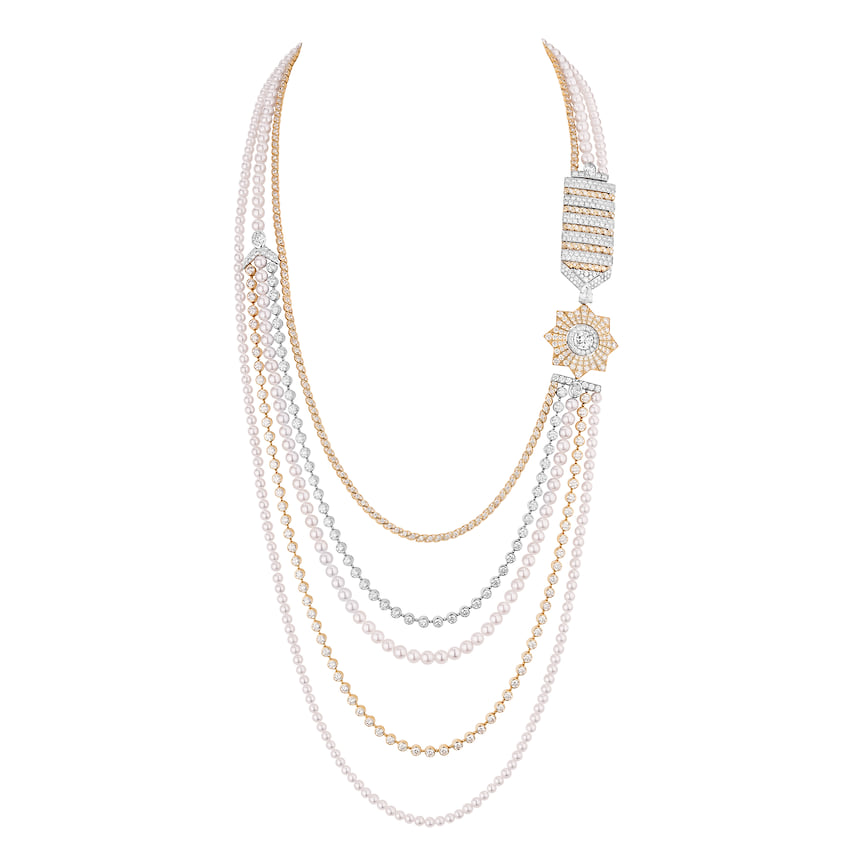 Chanel High Jewelry, колье Medaille Solaire, желтое и белое золото, жемчуг, бриллианты
