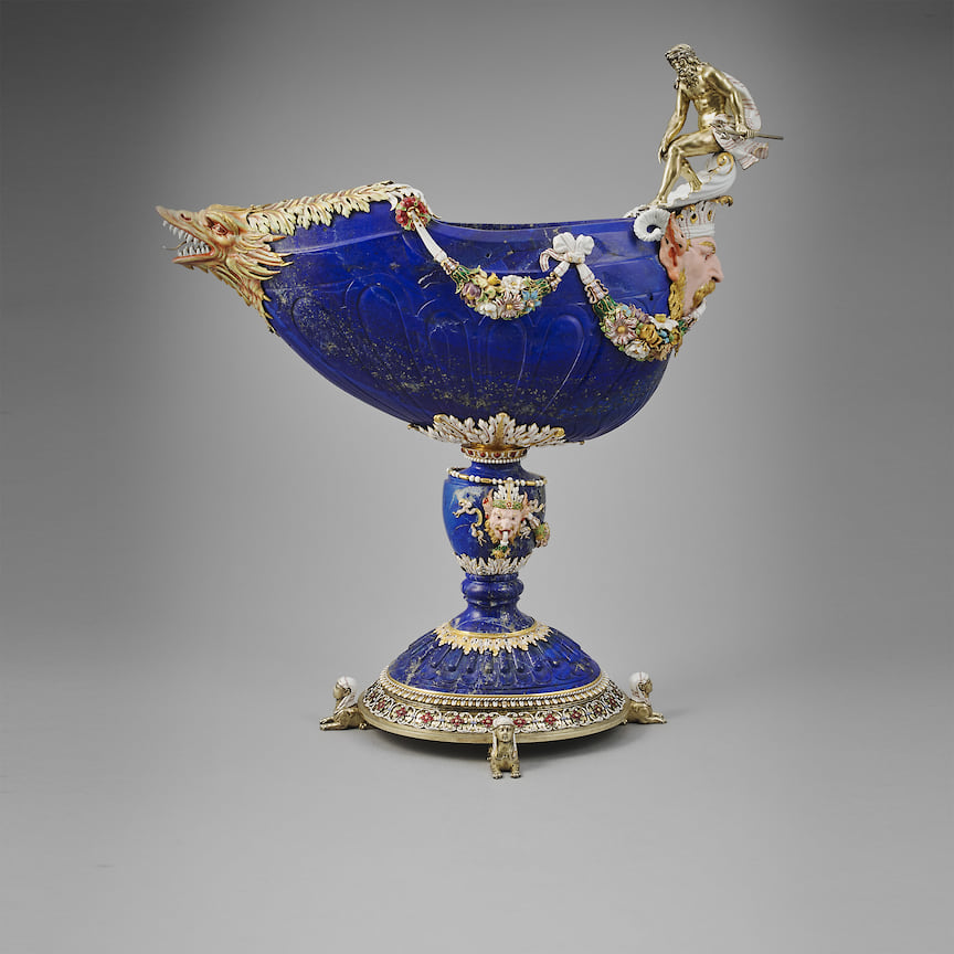 Чаша, лазурит, позолоченное серебро, 1670 год