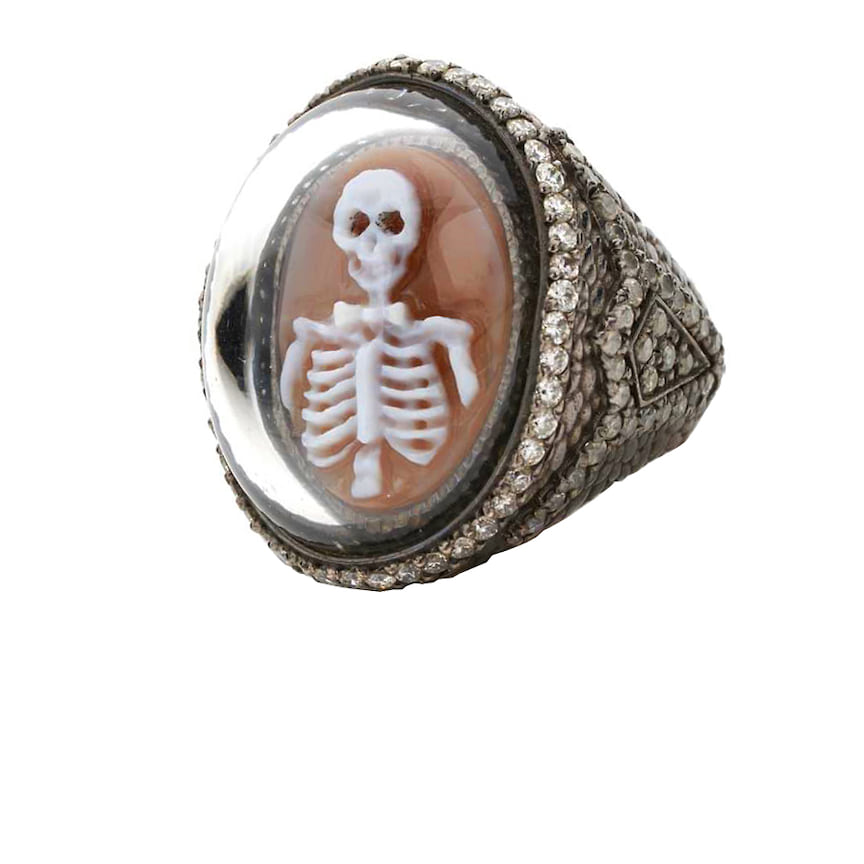 Amedeo, кольцо Skeleton, серебро, бриллианты, камея на агате