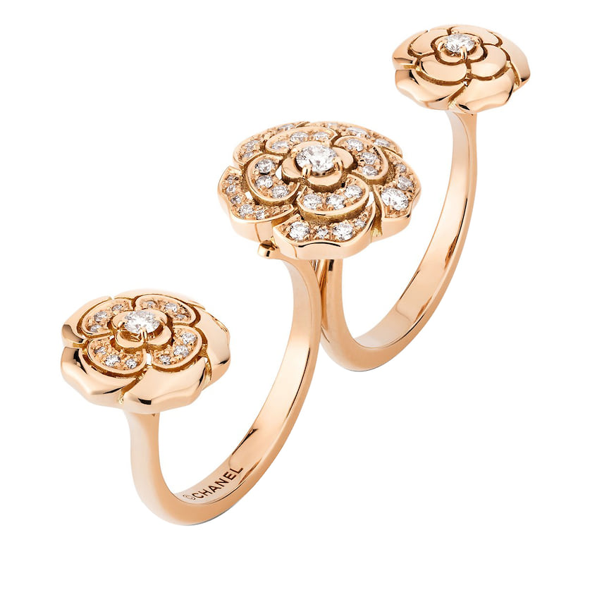 Chanel Fine Jewelry, кольцо Extrait de Camelia, розовое золото, бриллианты