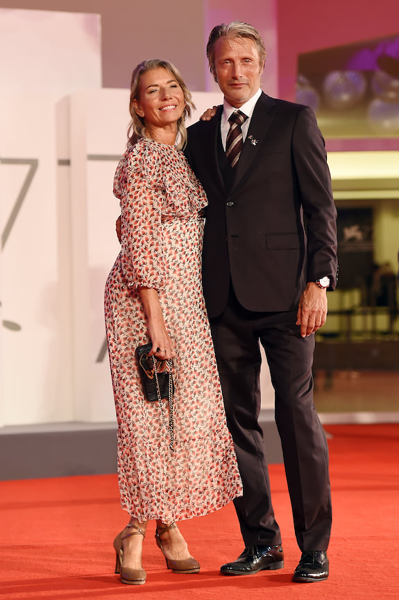 Ханне Якобсен и Мадс Миккельсен на 77-м Венецианском кинофестивале
