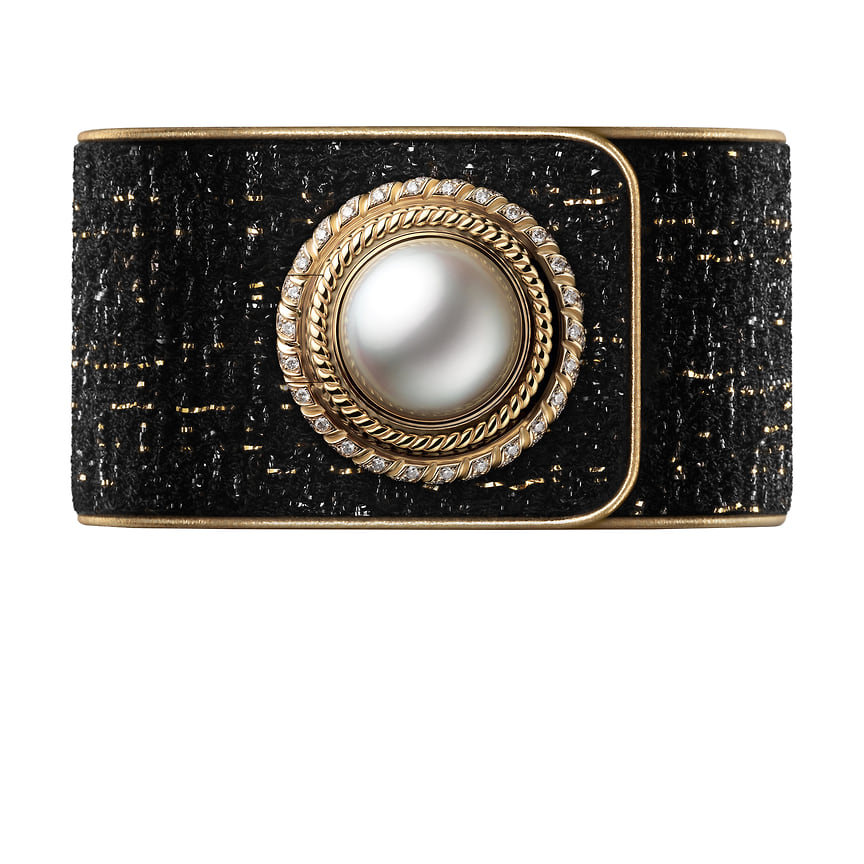 Chanel Watches, часы с секретом Mademoiselle Bouton, розовое золото, твид, жемчуг, бриллианты, кварцевый механизм