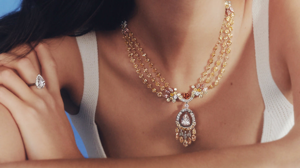 De Beers, колье-трансформер Landers_Radiance, белое и желтое золото, цветные и бесцветные бриллианты
