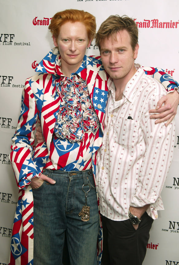 Тильда Суинтон и Юэн МакГрегор на премьере фильма «Молодой Адам», Нью-Йорк, 2003 год
