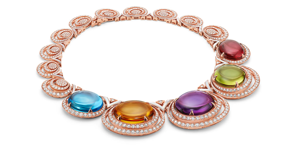 Bvlgari, колье Colour Ripple, розовое золото, перламутр, турмалин (31,82 карат), аметист (31,5 карат), цитрин (29,68 карат), кварц (33,4 карат), топаз (35,21 карат), бриллианты