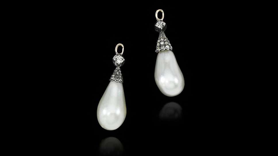 Серьги с бриллиантами и натуральными жемчужинами. Эстимейт $30–50 тыс. Проданы на аукционе Sotheby’s Magnificent Jewels 12 ноября 2018 года в Женеве за $399 000
