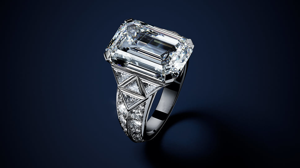Louis Vuitton, кольцо Destiny, белое золото, центральный бриллиант (10,88 карат), бриллианты