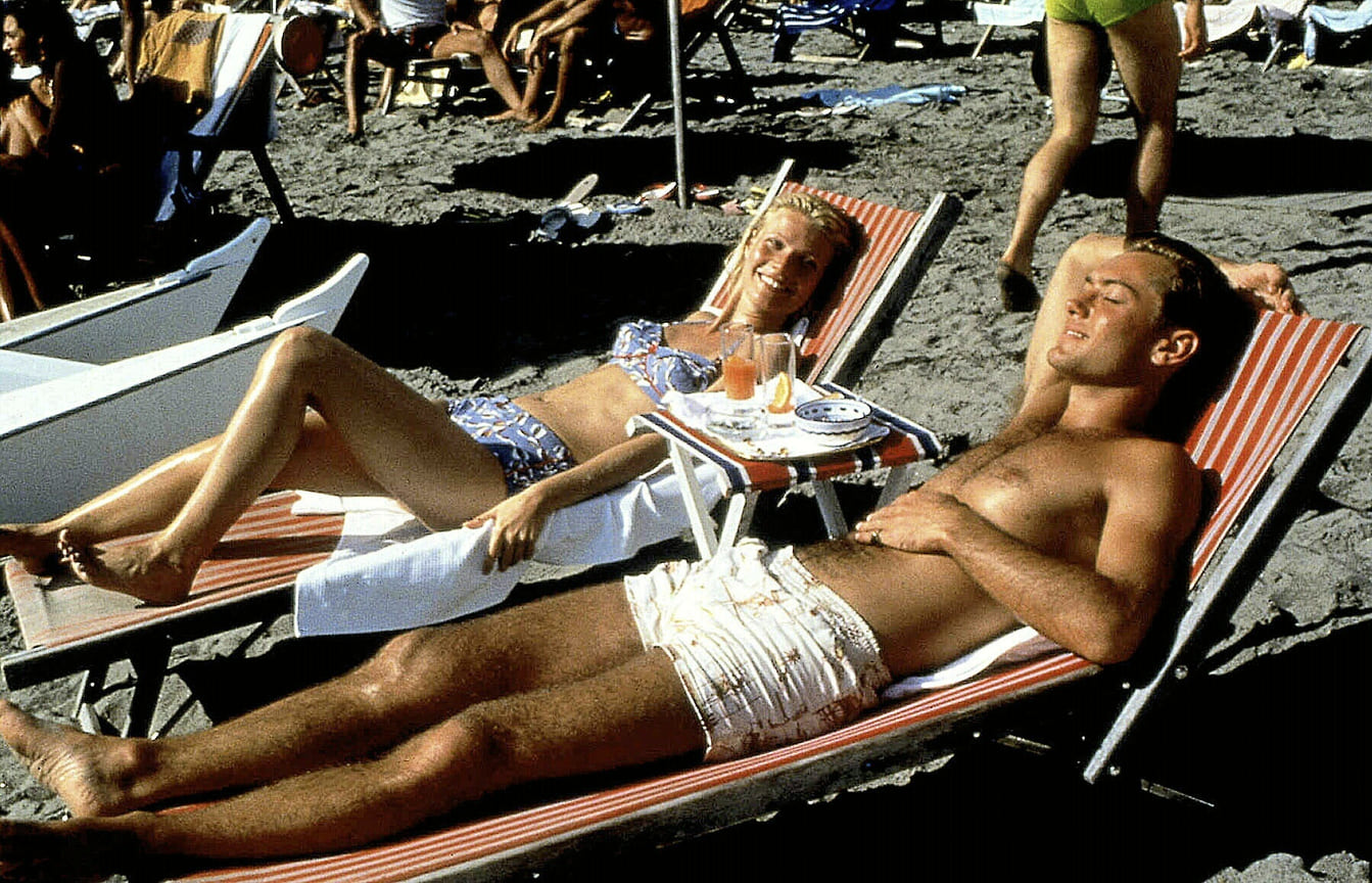 Гвинет Пэлтроу и Джуд Лоу в фильме «Талантливый мистер Рипли», 1999 год.