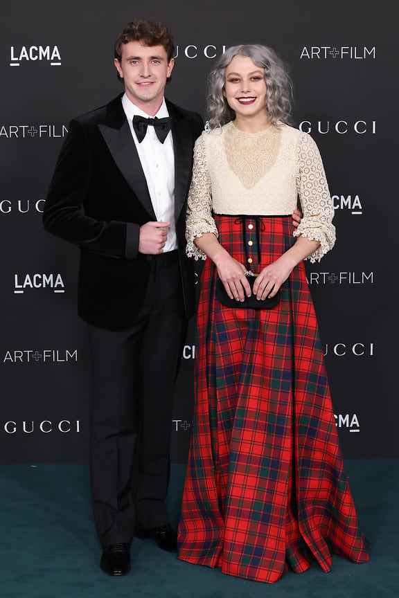 Пол со своей девушкой Фиби Бриджерс на гала-концерте LACMA Art + Film Gala 2021, Калифорния.