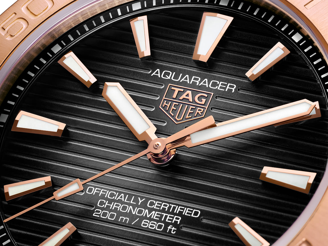 Часы TAG Heuer Aquaracer Professional 200 из розового золота