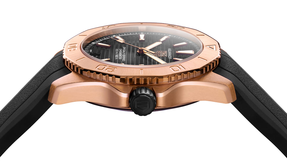 Часы TAG Heuer Aquaracer Professional 200 из розового золота