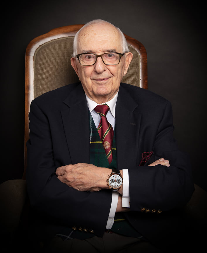 Джек Хоэр - правнук основателя и последний представитель семьи - стоял во главе компании в 1960-80-е годы и до сих пор остается ее почетным председателем