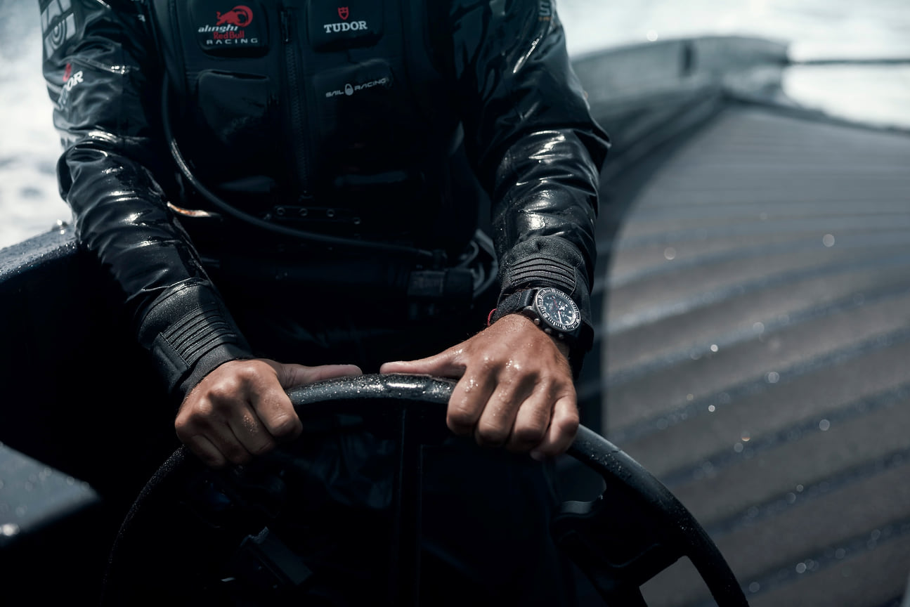 Часы Tudor Pelagos FXD Chrono «Alinghi Red Bull Racing Edition»