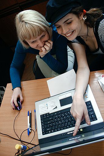 Социальные сети и блоги в рунете посещают хотя бы раз в месяц 92,1% интернет-пользователей
